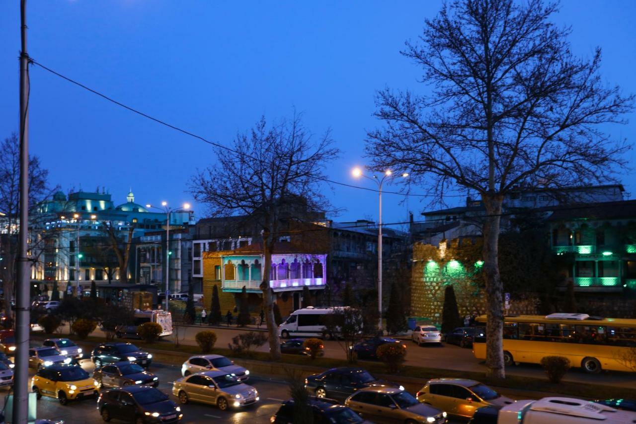 City Center Apartment Tbilisi Exteriör bild