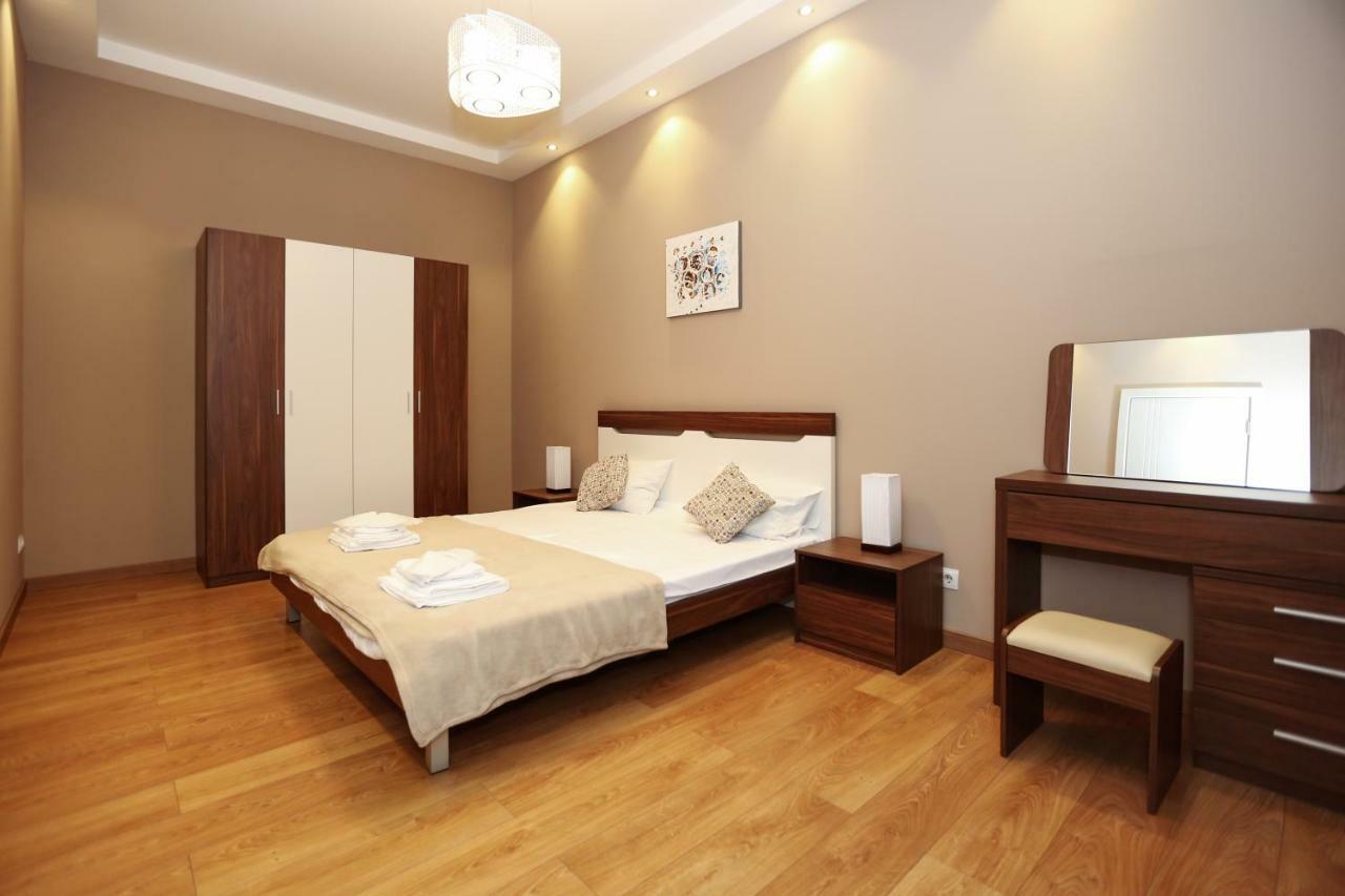 City Center Apartment Tbilisi Exteriör bild